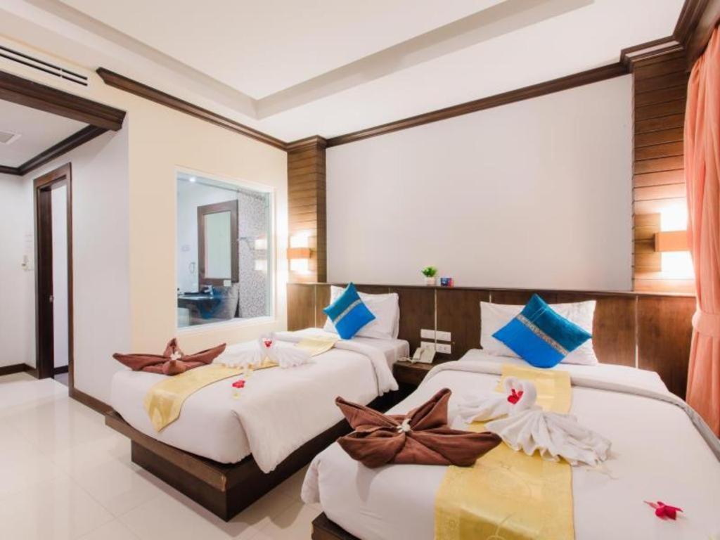 Hotel Azure Bangla Phuket à Patong Extérieur photo
