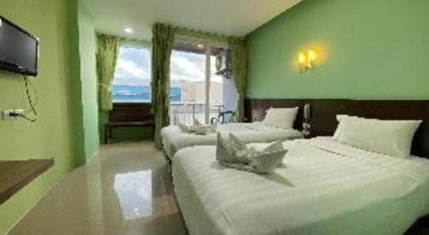 Hotel Azure Bangla Phuket à Patong Extérieur photo