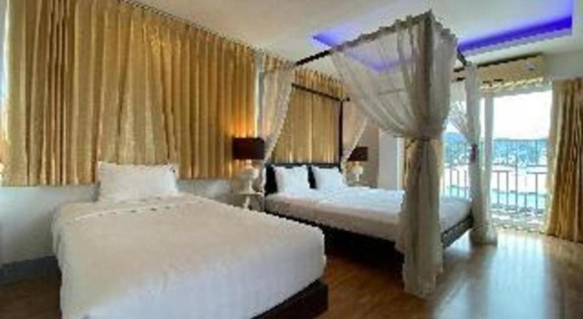 Hotel Azure Bangla Phuket à Patong Extérieur photo