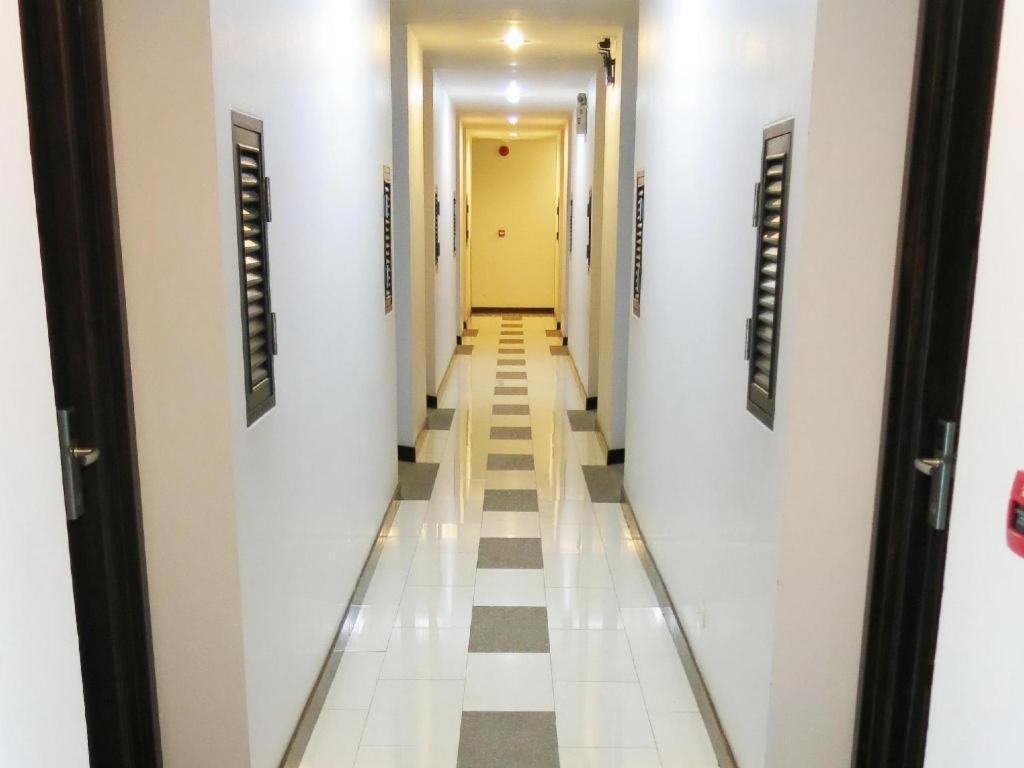 Hotel Azure Bangla Phuket à Patong Extérieur photo