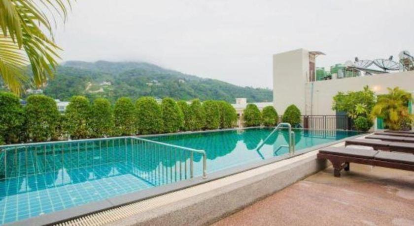 Hotel Azure Bangla Phuket à Patong Extérieur photo